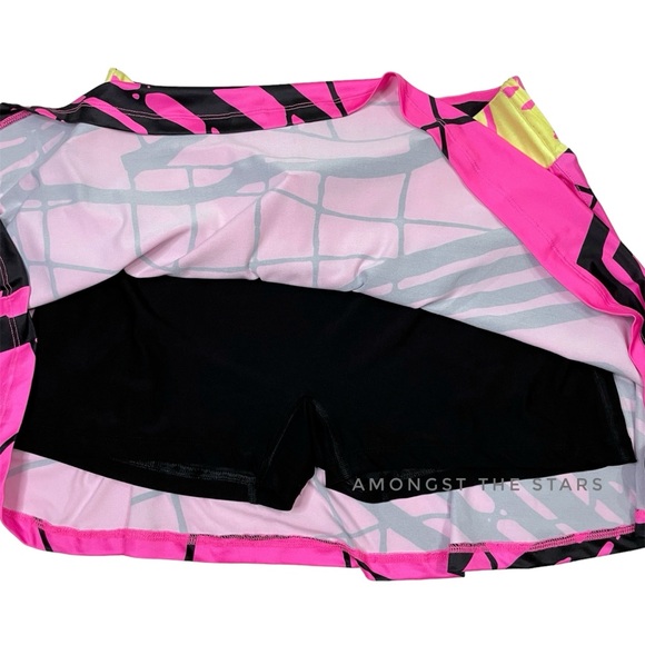 Simplicite by Jamie Sadock Pink, Black & Yellow Golf Skort - Picture 3 of 4